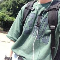 太容易原谅一个人是很坏的习惯 偶尔羡慕情侣 偶尔庆