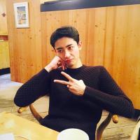 黎 人再开朗 也有几处不