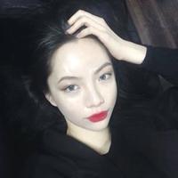 芥末 蹦个迪一群人围着你