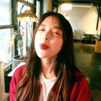 最后一张是我女神 和很多朋友的深厚感情