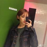 好久没发图了 在九月 潮湿的车厢
