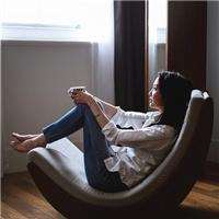同 生气就好像是自己喝药