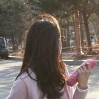 我也不想装脆弱 爱情是一场不幸的瘟疫