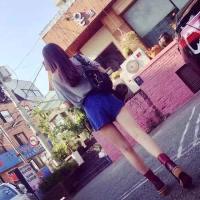 一个疯疯癫癫的小女人- 歇斯底里的只想你相信