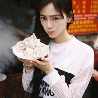 武大校花 【黄灿灿】 这样想，一个人承受的
