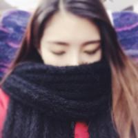 【女头】跟着风行走，把孤单当自由。 触碰我的底线可能是你
