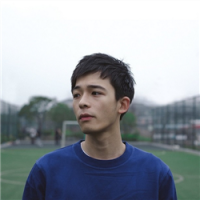 狗屎哥 不悔当初不怨未来。