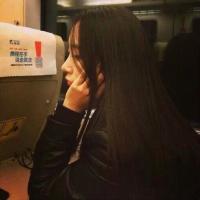 敬往事一杯酒 再爱也不回头 没话题还硬聊 那就是