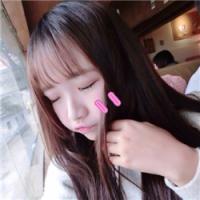 女孩の 快乐很简单，就是春天