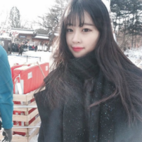 女孩の 快乐很简单，就是春天