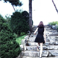 都是搜集来的希望你们喜欢 最难过的是遇见了，得