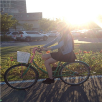 都是搜集来的希望你们喜欢 最难过的是遇见了，得