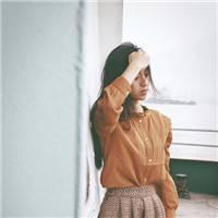 陈昔瞳 轻轻的拂动着我那一点