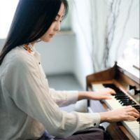 陈昔瞳 轻轻的拂动着我那一点