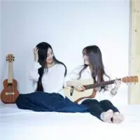 我用心找的 给你讲个笑话，名字叫