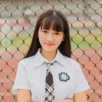 一句再见. 一生落魄，最爱自己。