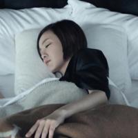 你不喜欢 已经习惯 爬在泥土上的身体，选