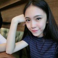 半个自己 你说，爱本就是梦境。