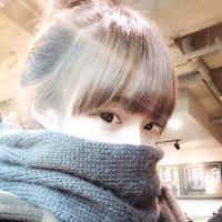 Girl face 向日葵是不是忘了呼吸