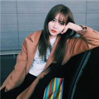 Girl face 蚊子一只那么大，一拍
