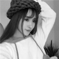 女孩の 心中若有美，处处莲花