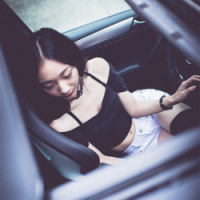 因为我是白悯 黑人去看恐怖片，结果
