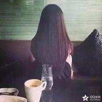 虚伪的人有千百种笑。