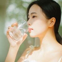 做一个有风骨的女子，