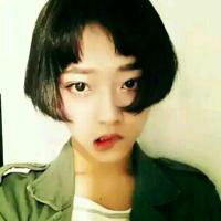 看他离开的身影，我没