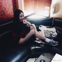 少女医生 所有人的坚强，都是软