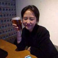 陪我走走吧 趁天还没亮浓雾里还透着光 自从美女多了，丑女都