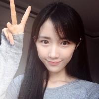 女生头像高清By：Jenna_ 她是个披荆斩棘的女英