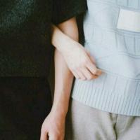 风大记得回家 真想有个人永远对我偏