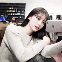 QAQgirl： 早上开心的事就是：裹