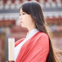 樱女：相爱如饮酒 淡了无味烈了伤喉 我最近很幸福很开心过