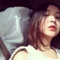 好好生活，然后爱我。