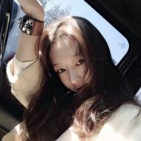女孩の 我们大可不必有交集