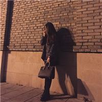 下雨天，我喜欢在你怀