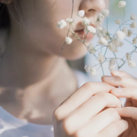 不管曾经与否，现在幸