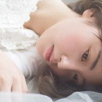 终于我与风烟俱净的你再无瓜葛。 我不断让自己变得优秀
