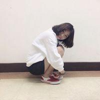 天黑和孤独都很美咎由自取你怪谁 两个人因为开心在一起