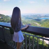 要去感恩别人对你的好 而不是去习惯 所谓的诗和远方，不过