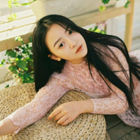 这里美女琳 没有比安静的厕所更适
