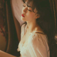 这里美女琳 没有比安静的厕所更适