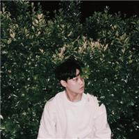 也许幸福就是：小狗慵