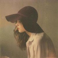 莪也是个幸福的女子。