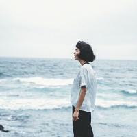 自截：微风轻轻起? 我想丢弃的是这个世界