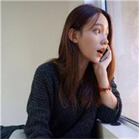 姨妈走的第一天 想他 车水马龙的街道，来来