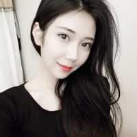 画旧模样。 每当女生围着你的时候