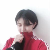 感情不是等你有空才来珍惜 她只是玩玩，你又何必